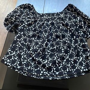 Xl Ann Taylor back and white shirt